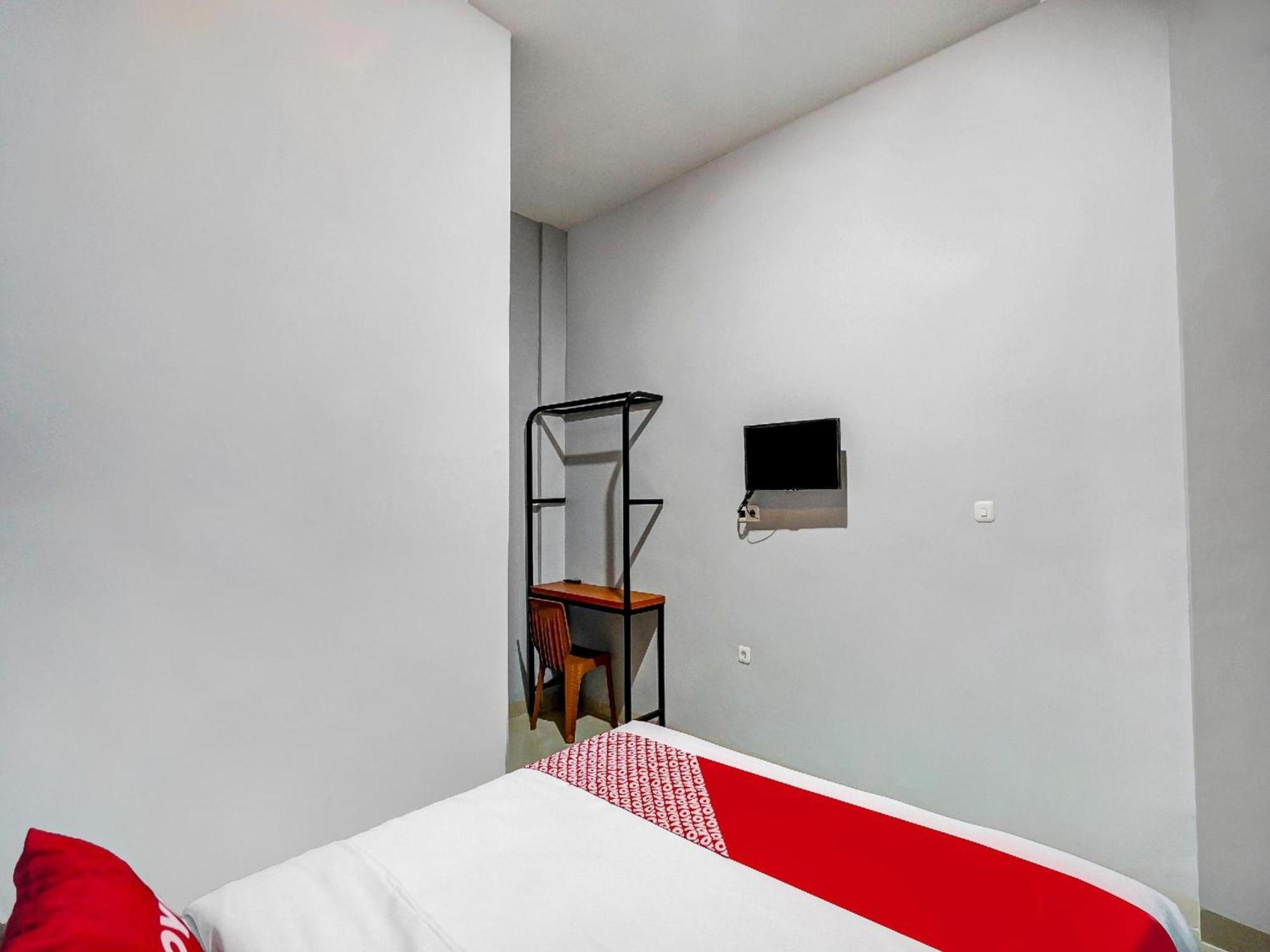 Hotel O Beda Arga Near Rs Royal Prima Ayahanda Medan Exterior photo