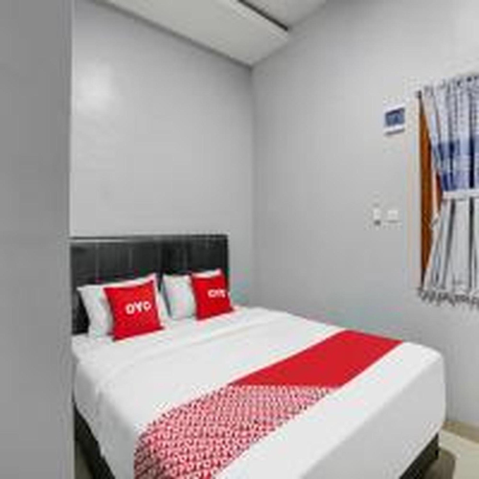 Hotel O Beda Arga Near Rs Royal Prima Ayahanda Medan Exterior photo